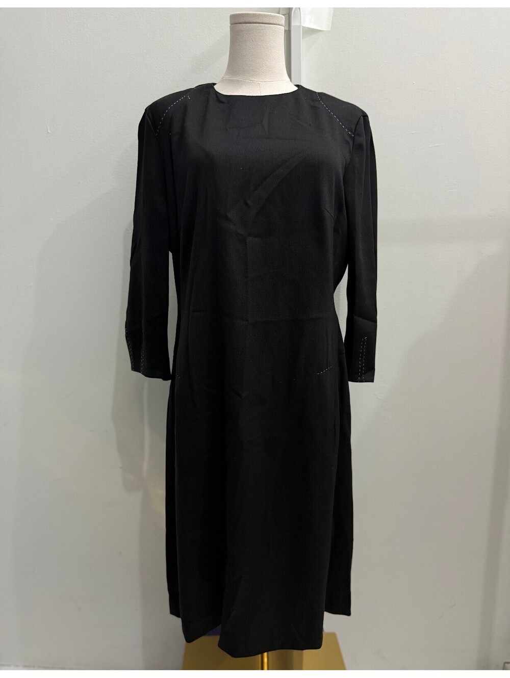 Strenesse Black 3/4 Sleeve Midi Dress with contrasting Stitch Detail